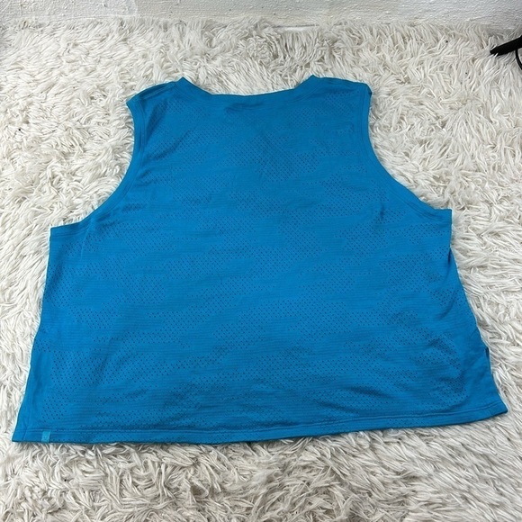 Lululemon Train to Be Tank *Camo Dot Camo Turquoise Tide / Turquoise Tide - Picture 5 of 5